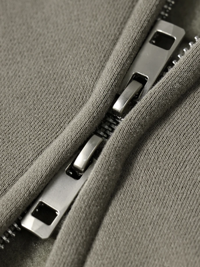 URBAN ESSENTIAL ZIP-UP HOODIE