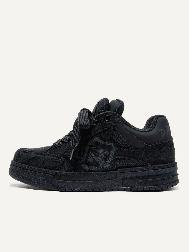 ALL-BLACK DISTRESSED LOW-TOP STREET SNEAKERS