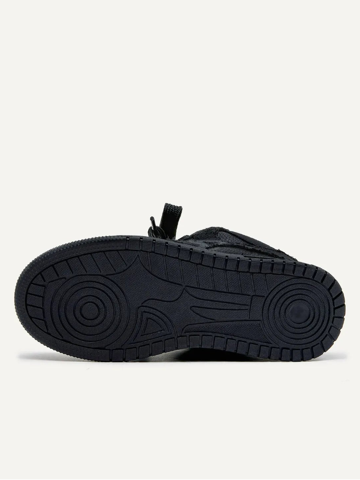 ALL-BLACK DISTRESSED LOW-TOP STREET SNEAKERS