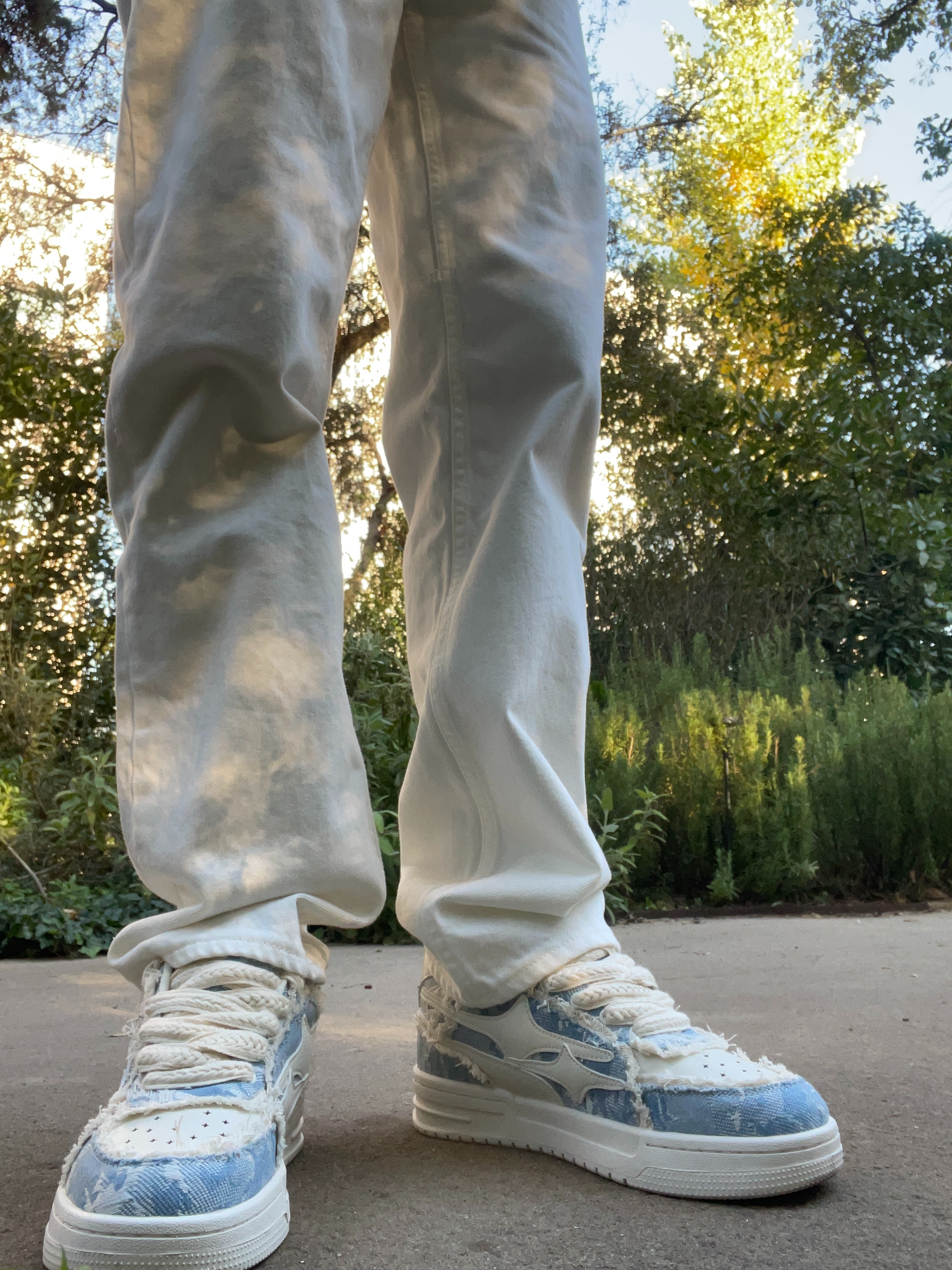 STONEWAVE DISTRESSED LOW-TOP SHOES