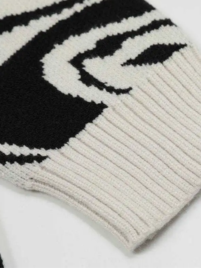 ABSTRACT WAVE KNIT SWEATER